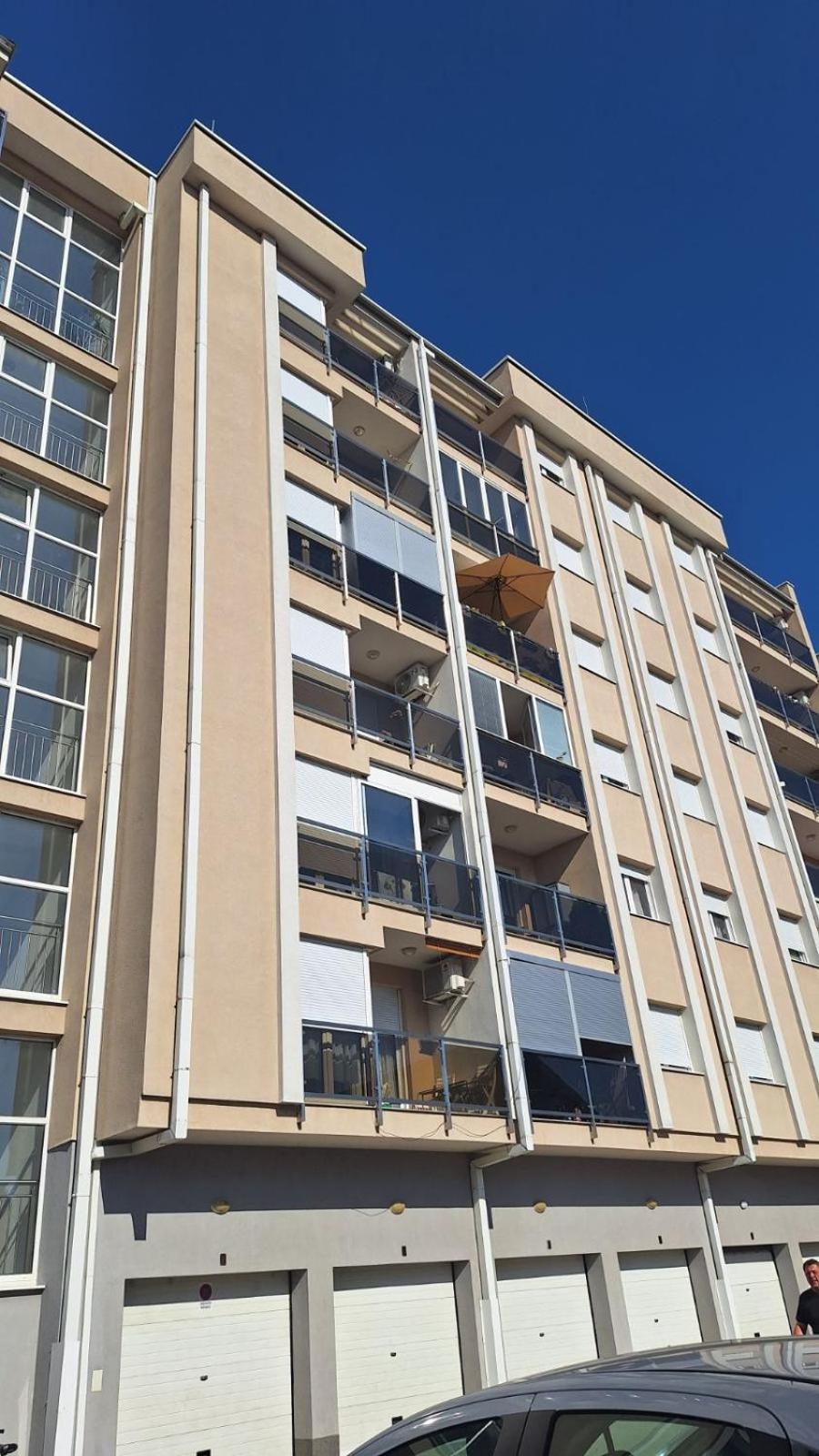 Apartman MAJNA