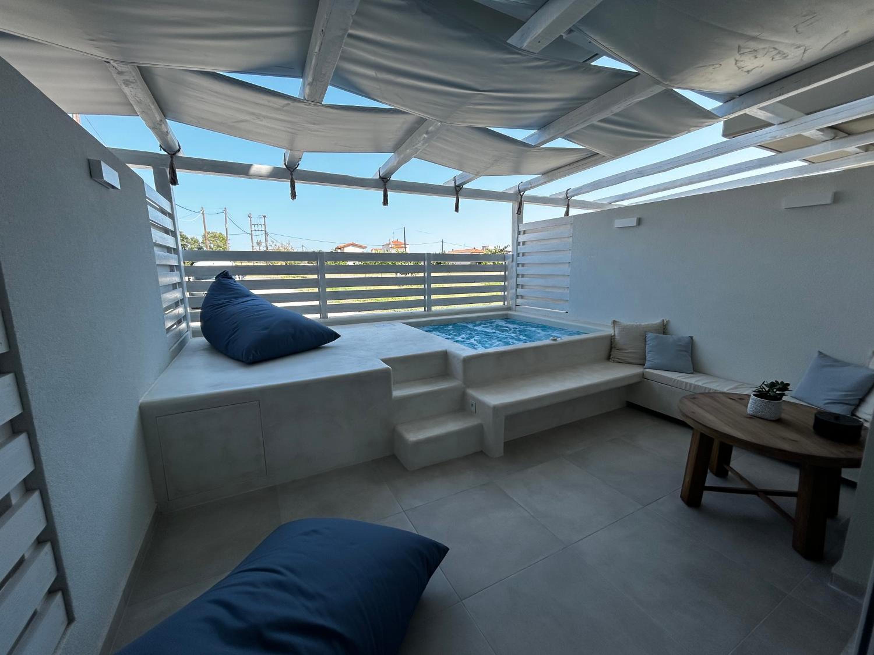 Hotel Calliopes by the sea boutique suites - Image 1