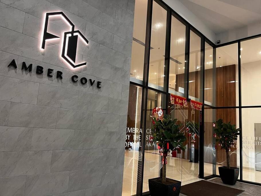 Brand new condo in Amber Cove Melaka Seaside photo 2