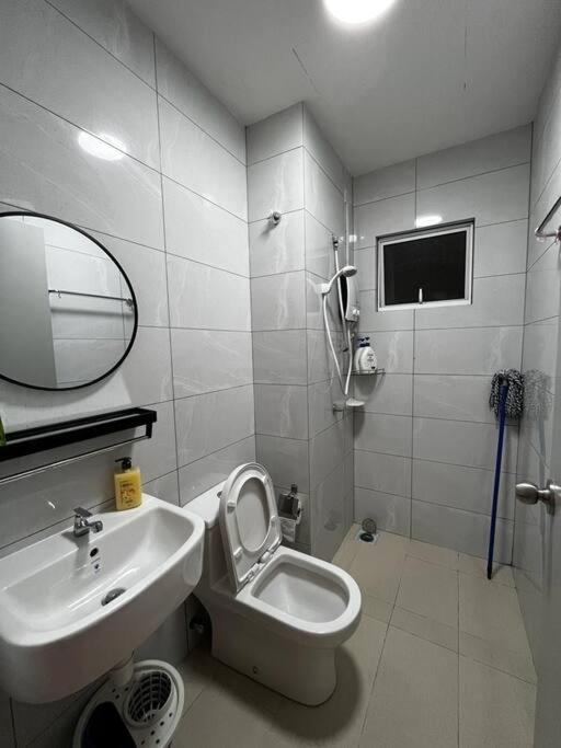 Brand new condo in Amber Cove Melaka Seaside photo 3