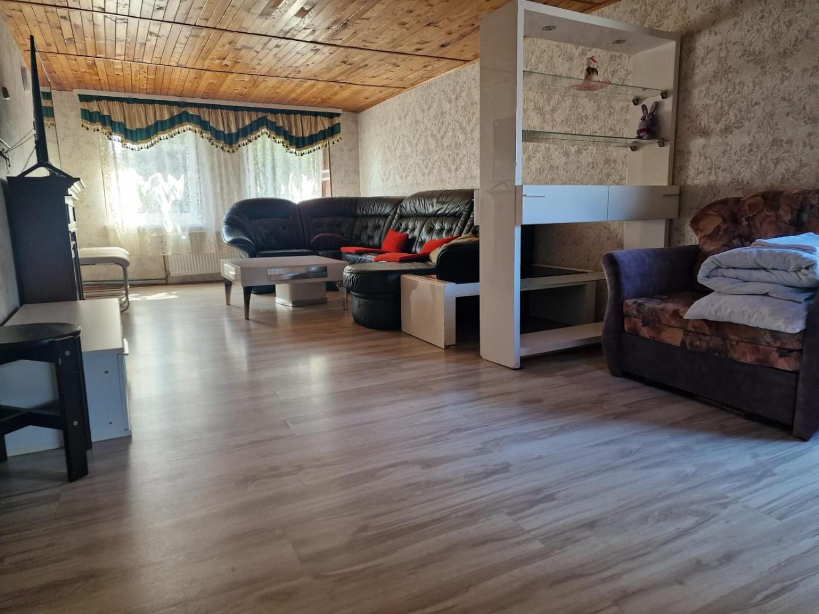 3-floor large apartaments view 4