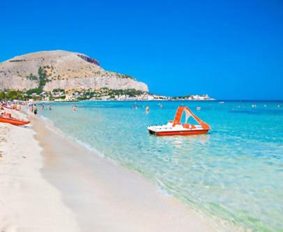 HOLIDAY MONDELLO32 A due passi dalla spiaggia view 2