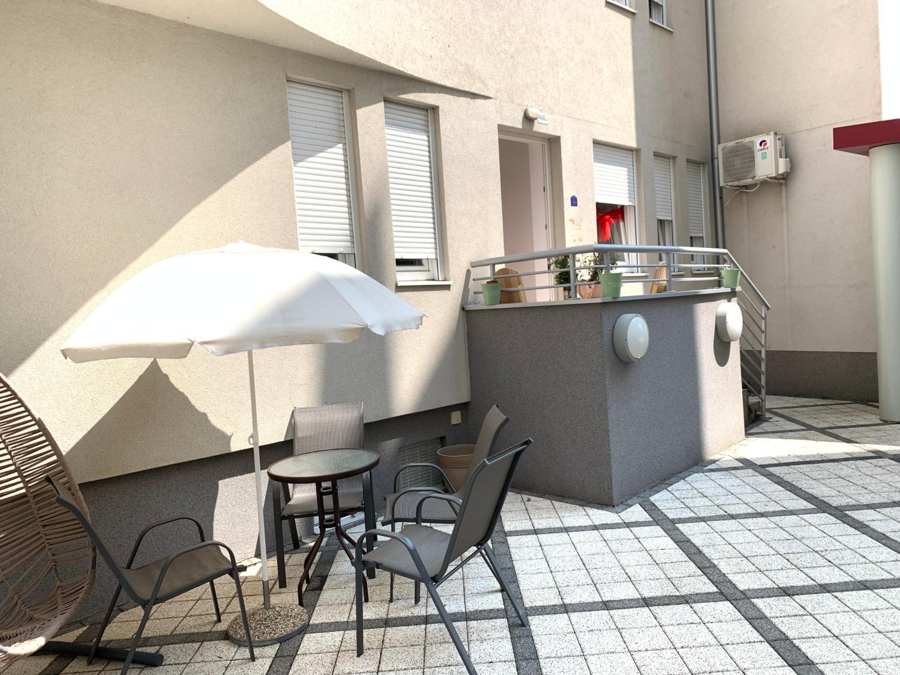 Petra Apartments