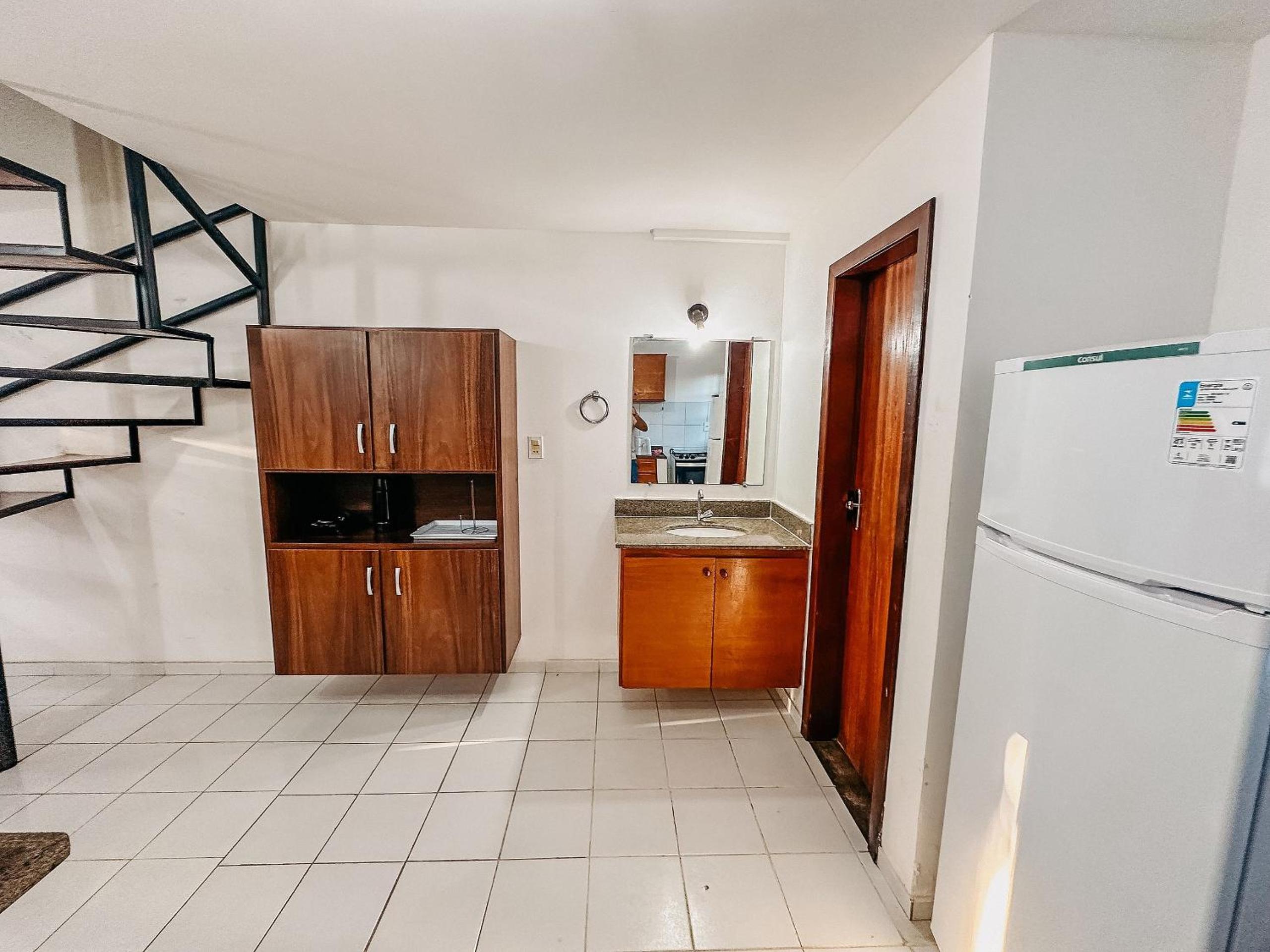 Casas no Residencial Mont Sinai com 2 ou 3 suítes (todas com ar), internet privativa 300MBPS a aproximadamento 250m da Praia de Taperapuã, condomínio com p