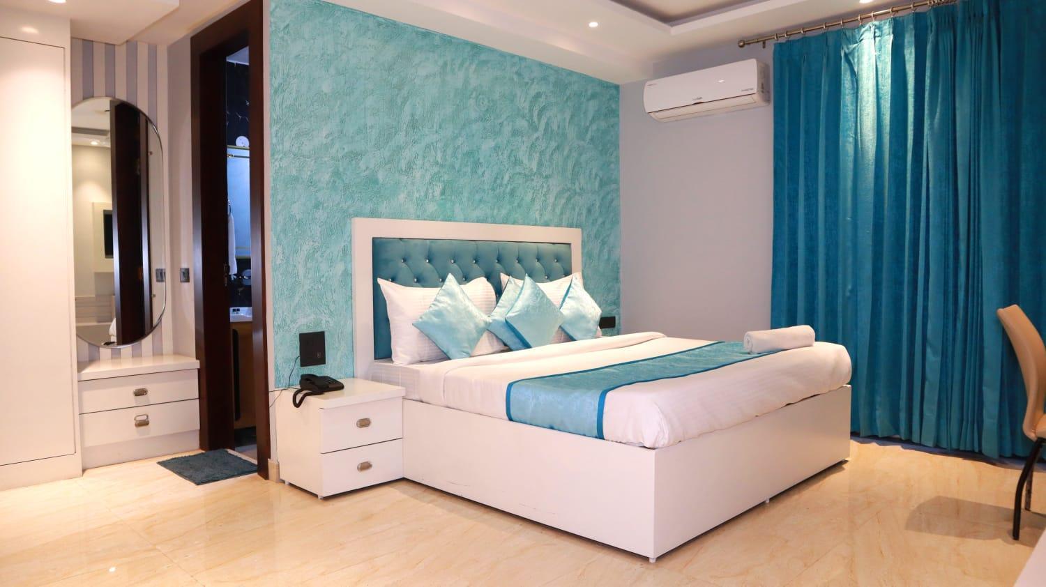 Bedroom