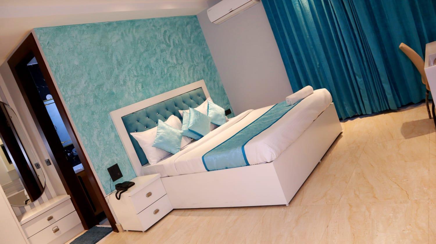 hotel room