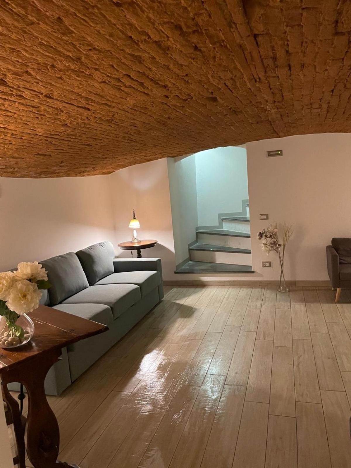 San Frediano Apartment - Ampio Appartamento Deluxe per 10 Ospiti nel Cuore di Firenze