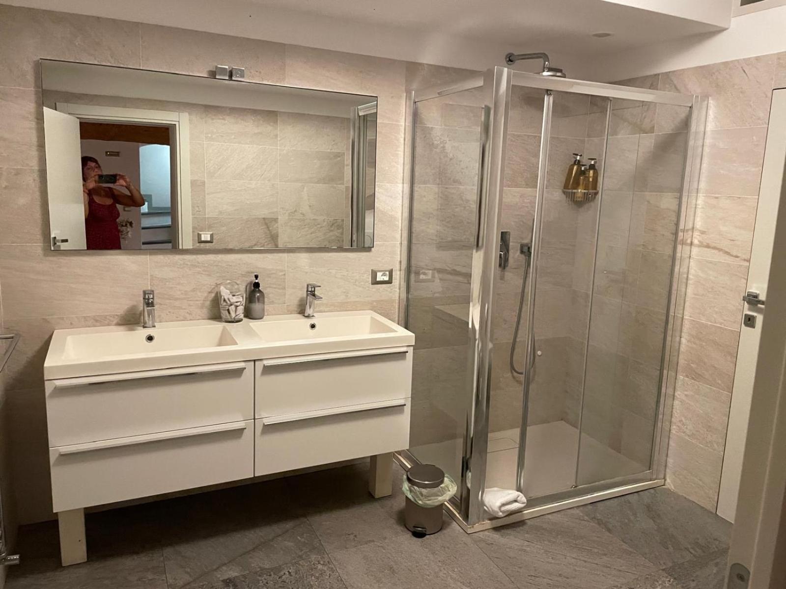 San Frediano Apartment - Ampio Appartamento Deluxe per 10 Ospiti nel Cuore di Firenze