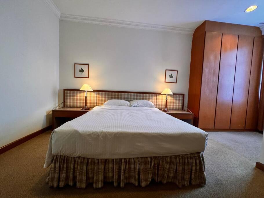 8Min Jalan Alor Pavillion Petaling St 3B3B 1-6Pax