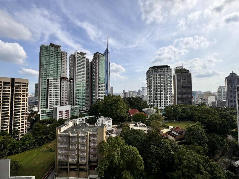 8Min Jalan Alor Pavillion Petaling St 3B3B 1-6Pax