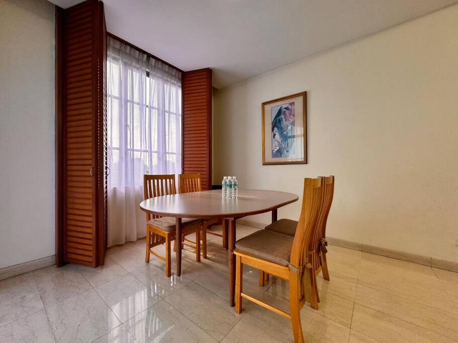 8Min Jalan Alor Pavillion Petaling St 3B3B 1-6Pax