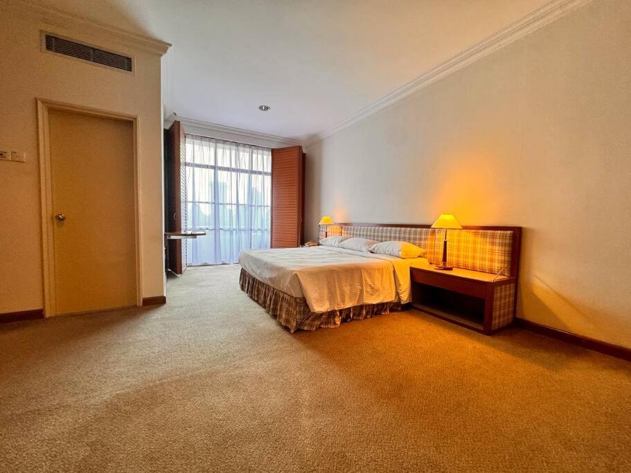 8Min Jalan Alor Pavillion Petaling St 3B3B 1-6Pax