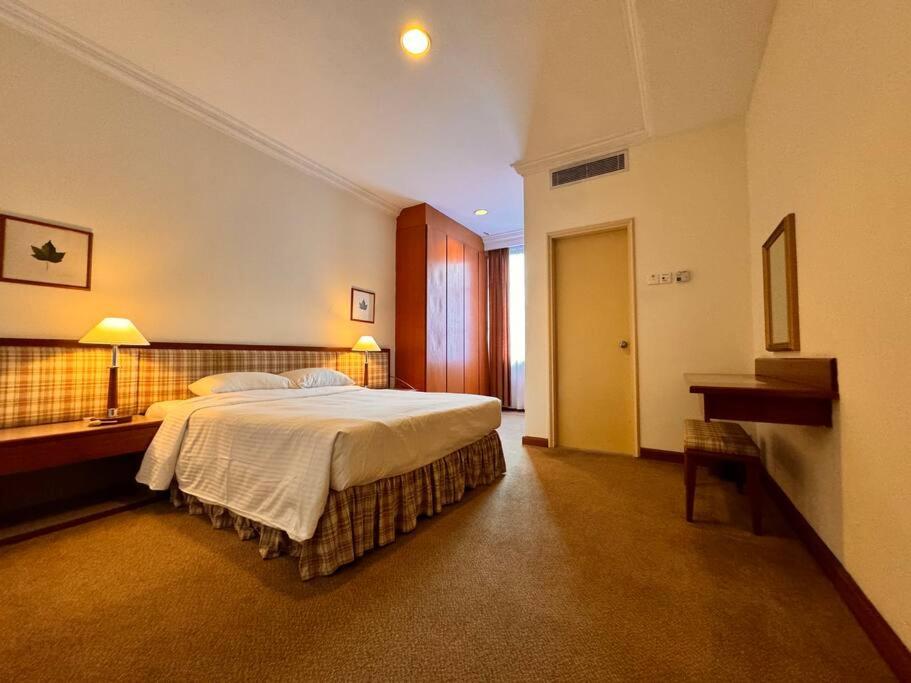8Min Jalan Alor Pavillion Petaling St 3B3B 1-6Pax
