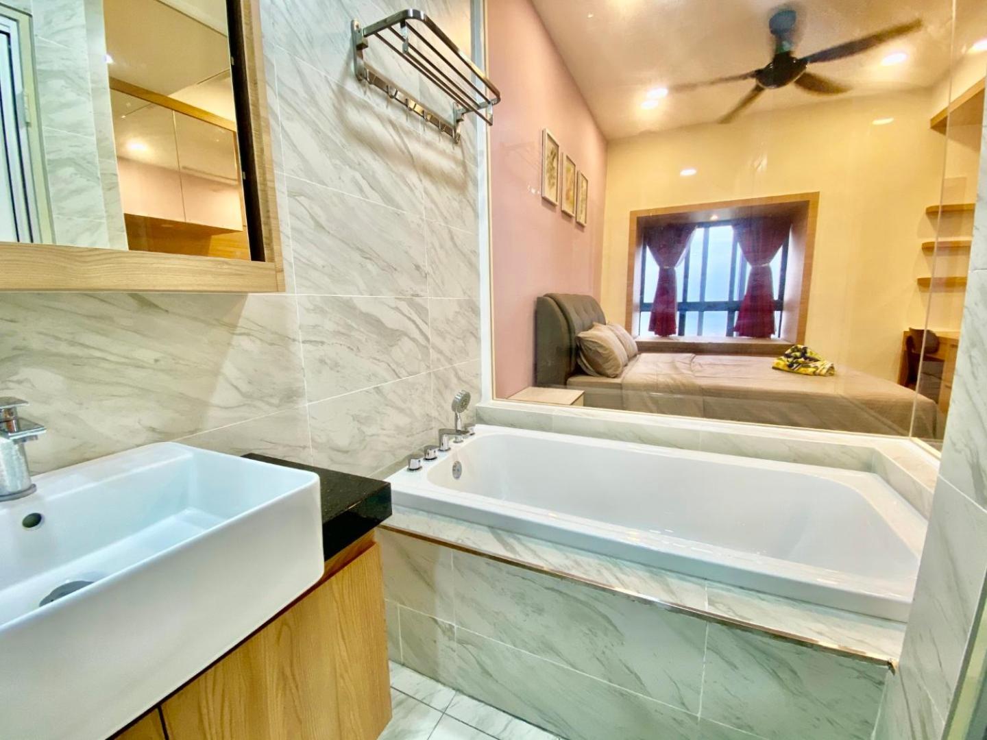 MW Imperio Residence 2Bedroom Suites With Private Bath Tub