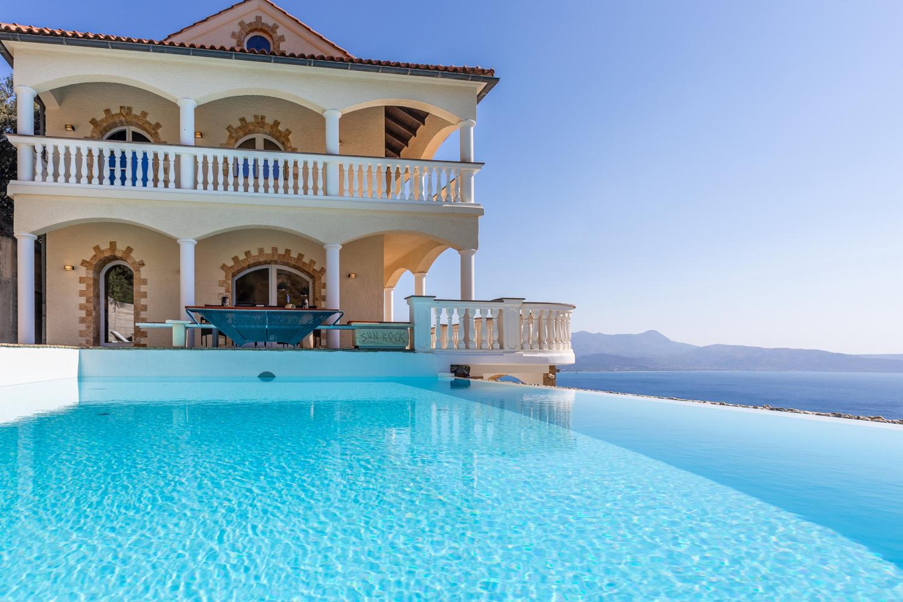 Villa Sun Rock - Ravdoucha photo 5