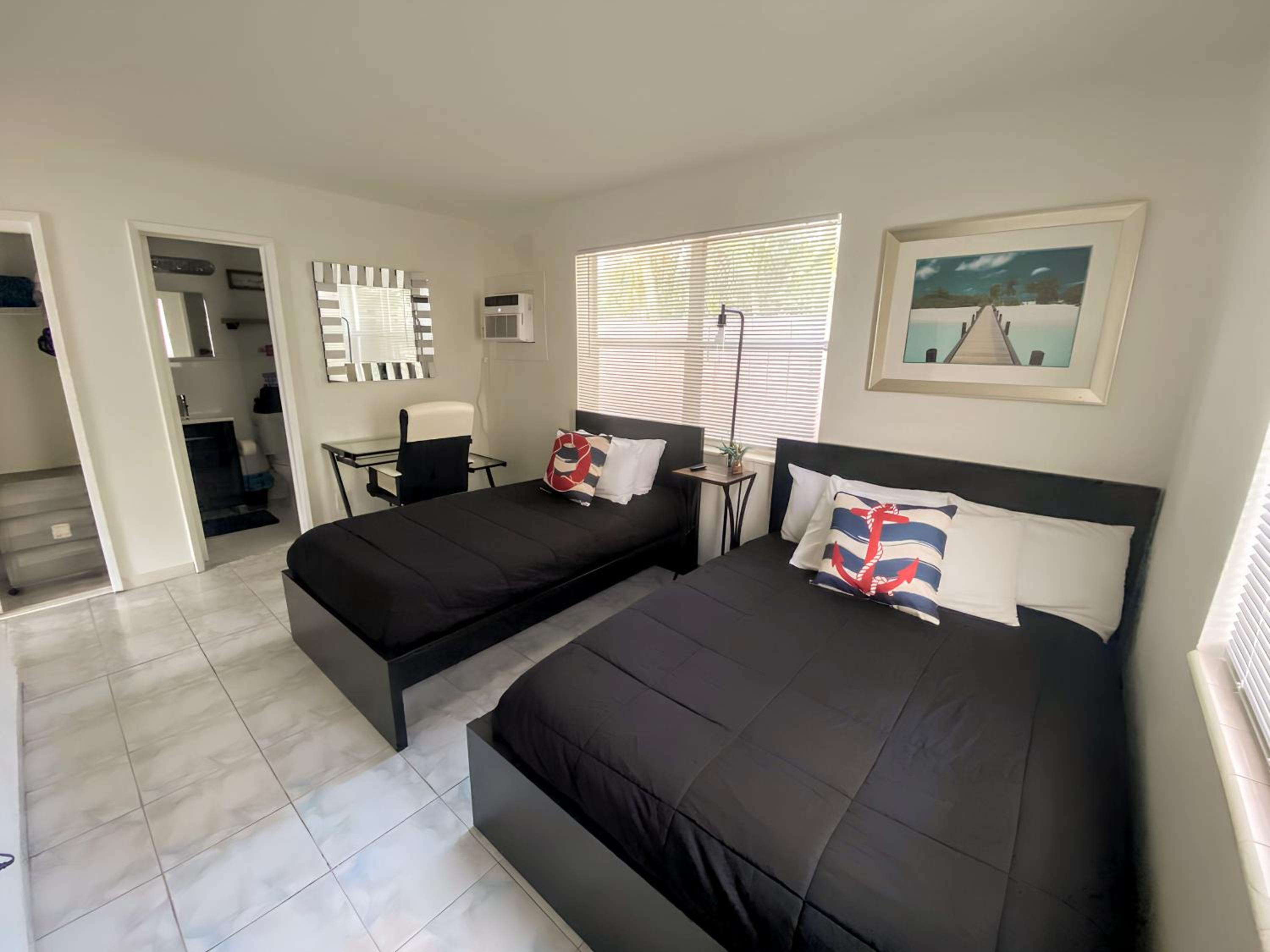Spacious Villa #8 Water View 4-Minute Walk Beach view 3