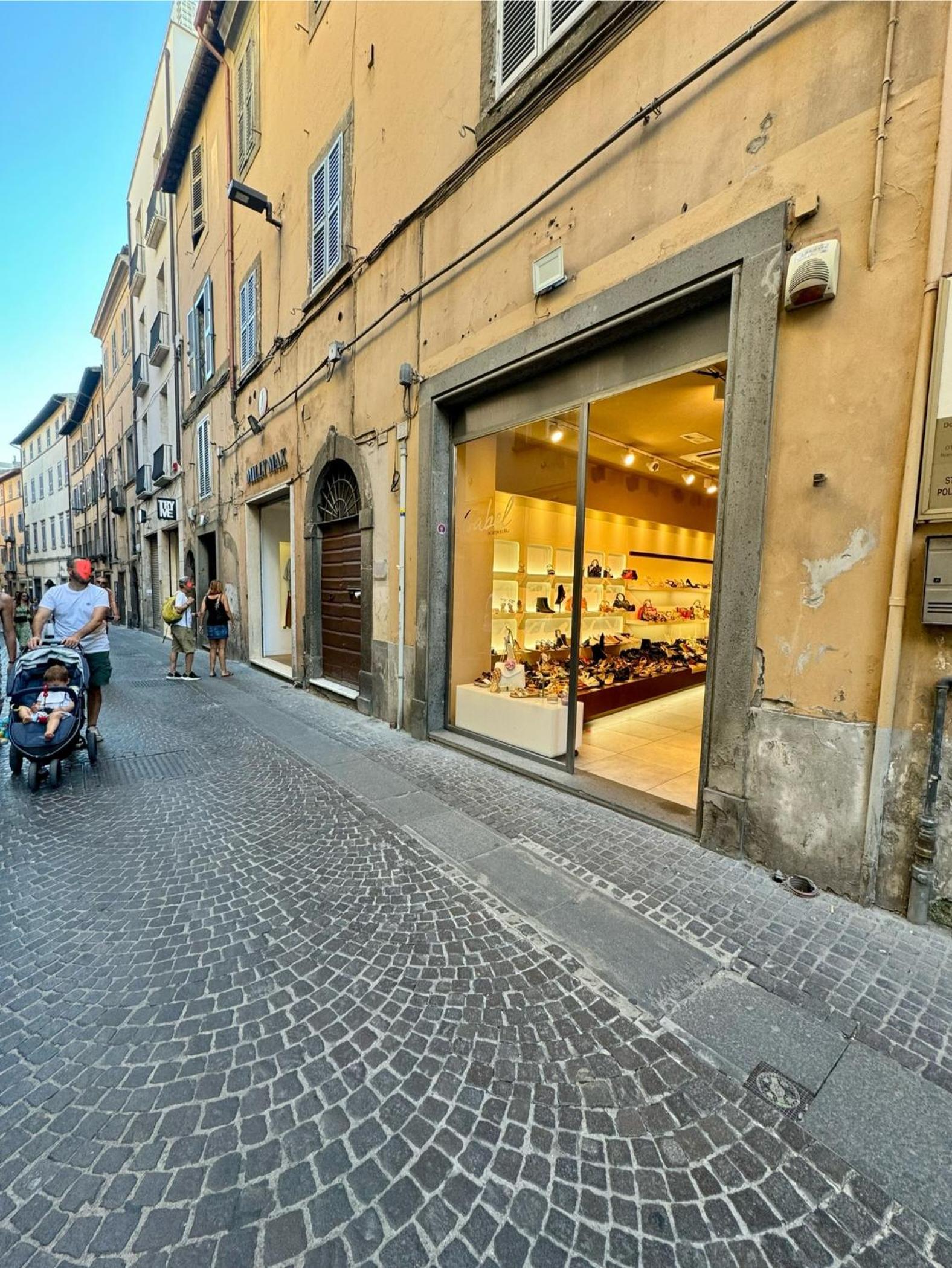 Antica Residenza del Corso Viterbo - Appartamento Guglielmo Marconi - centro storico view 3