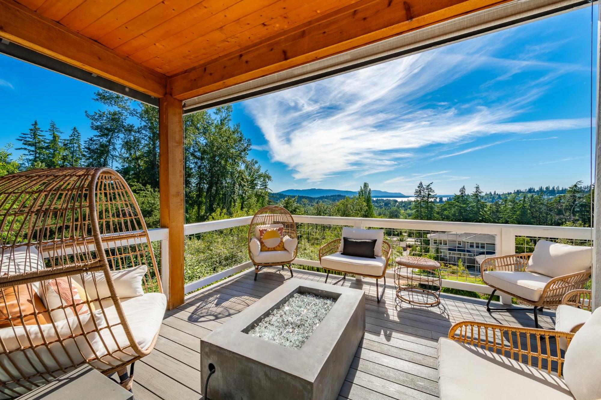 Your Bayview Retreat