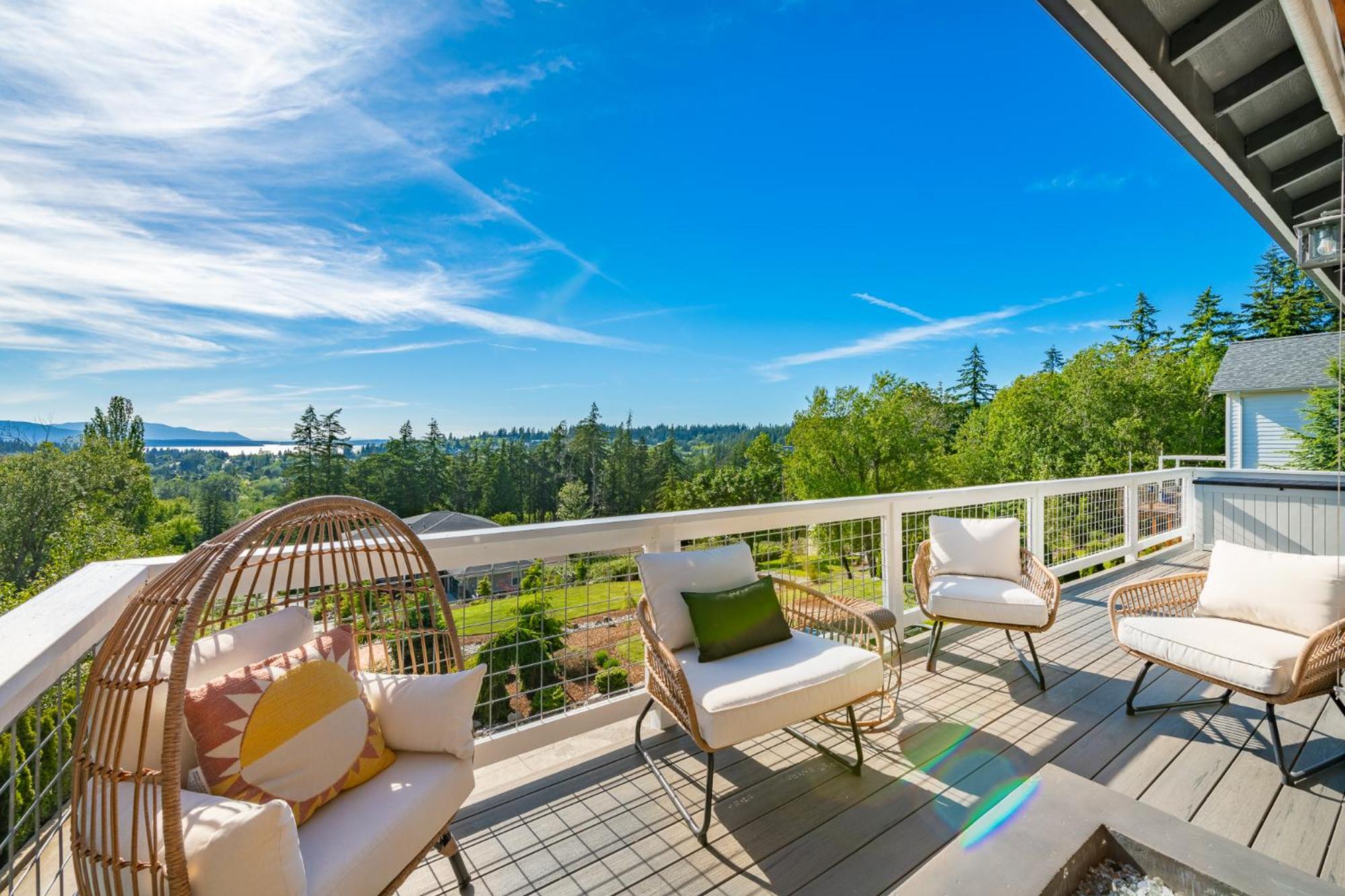 Your Bayview Retreat