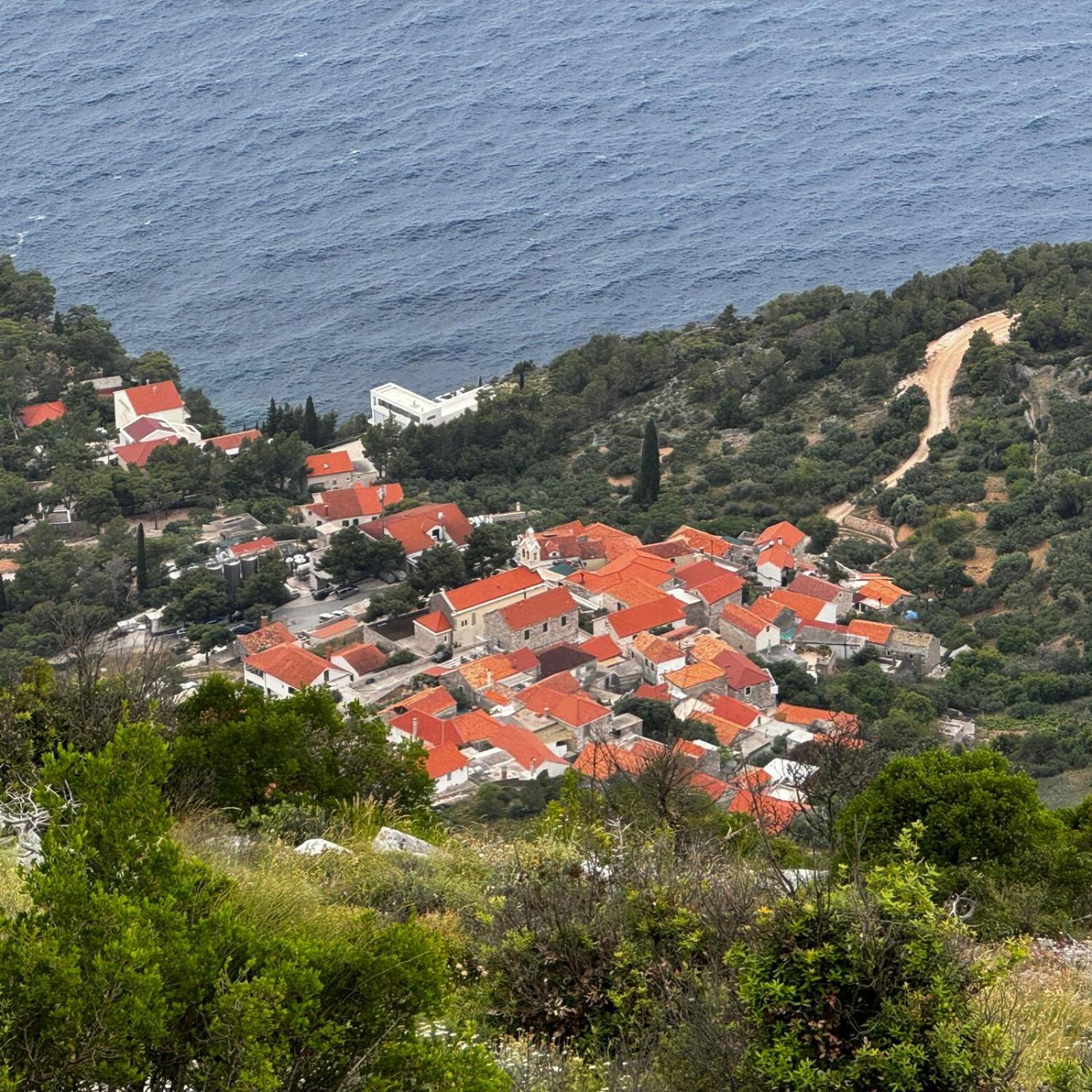 Villa Jagoda - Clifftop Apartments with Panoramic Sea View
