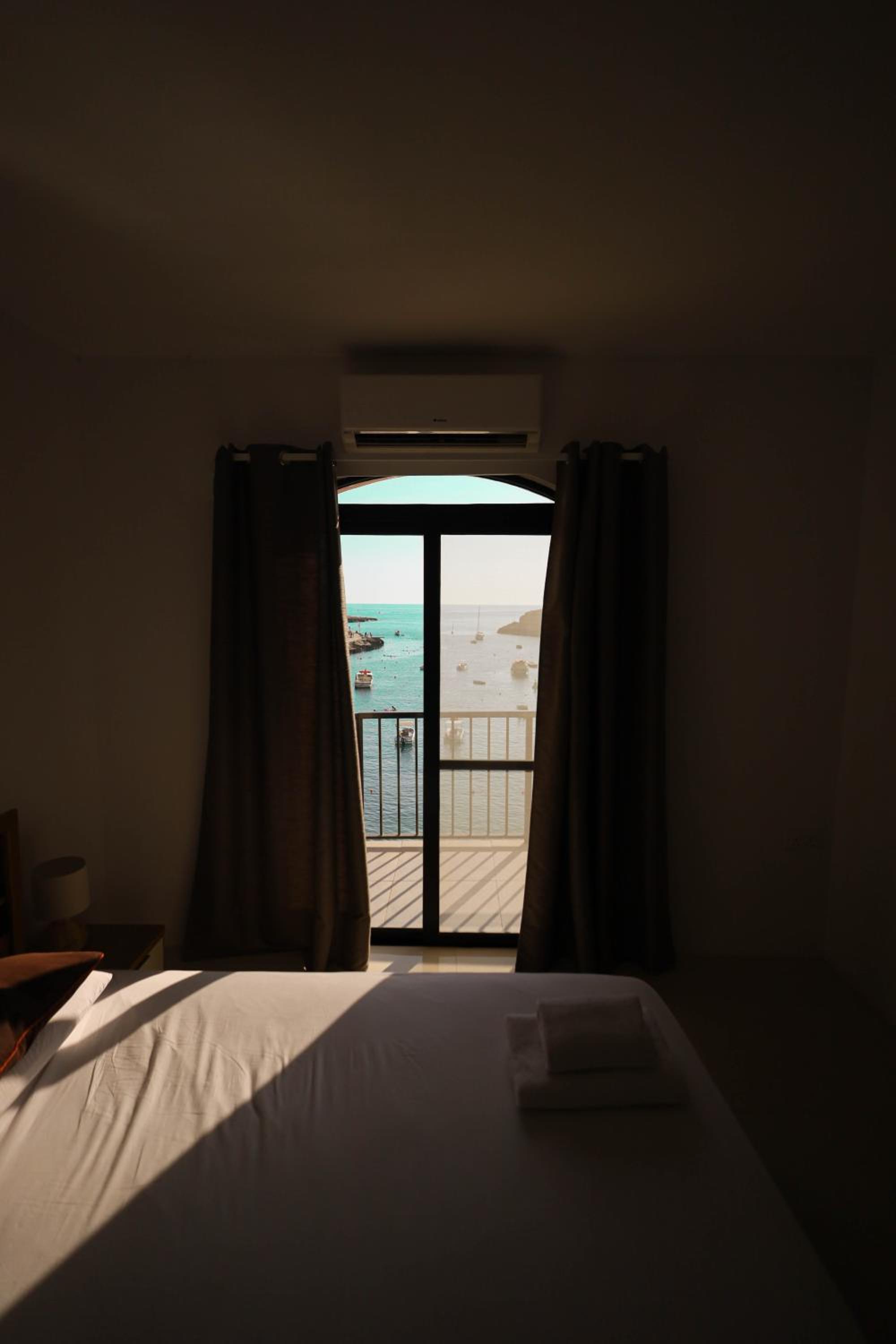 Seafront duplex Penthouse with Terrace overlooking Xlendi Bay photo 4