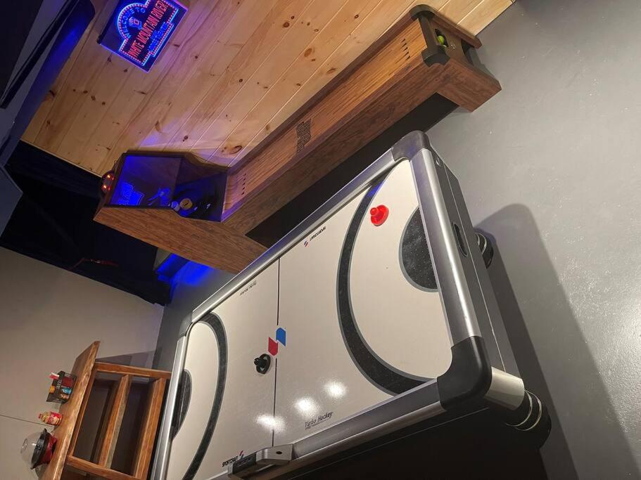 RIVER! Hot tub, Movie theater, Sauna, Massage chair