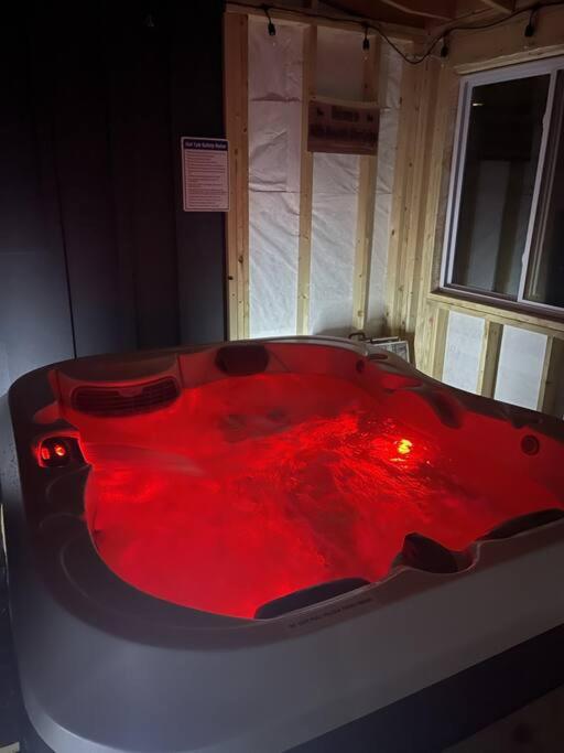RIVER! Hot tub, Movie theater, Sauna, Massage chair