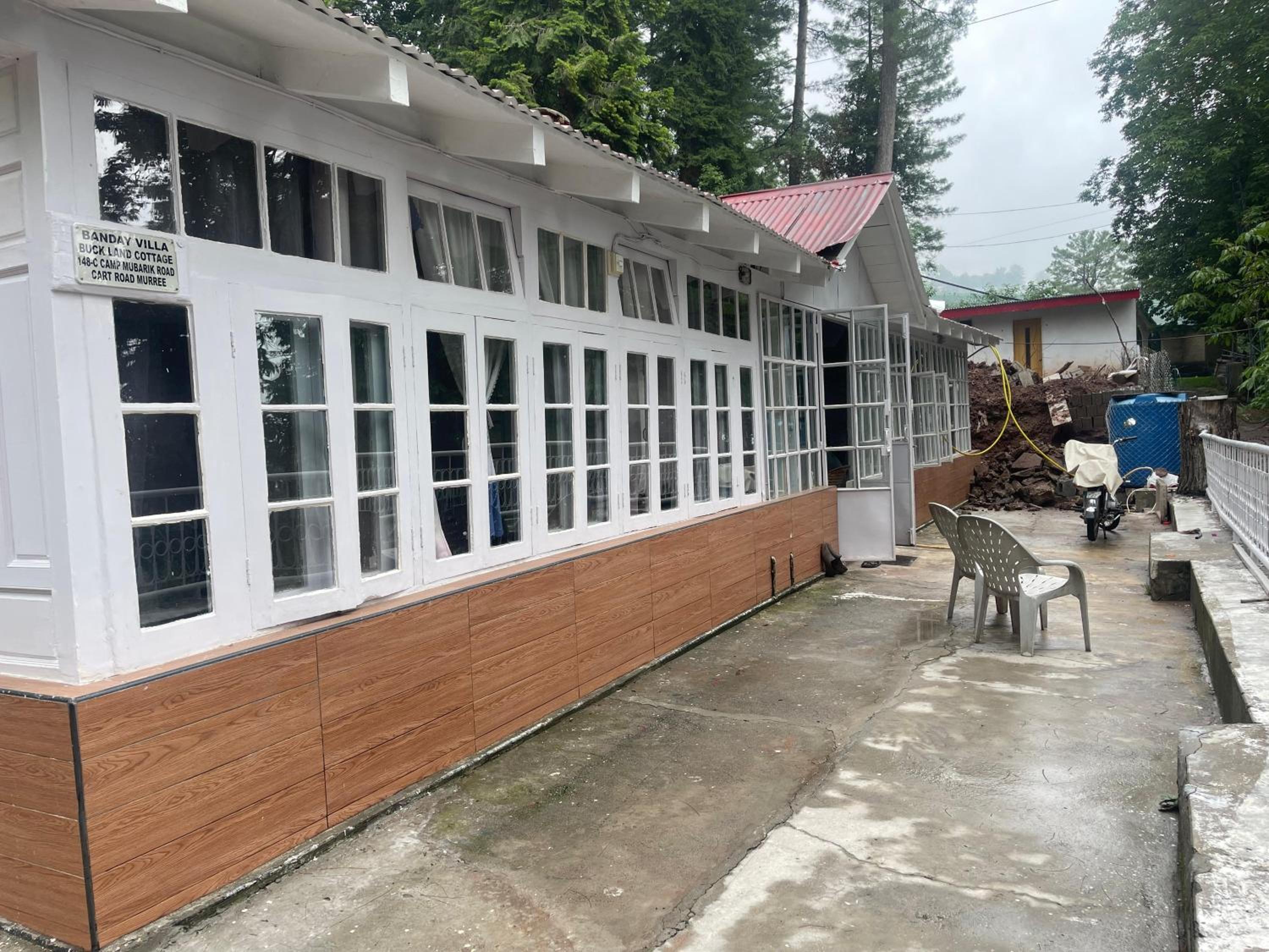 GB Lodges, Murree