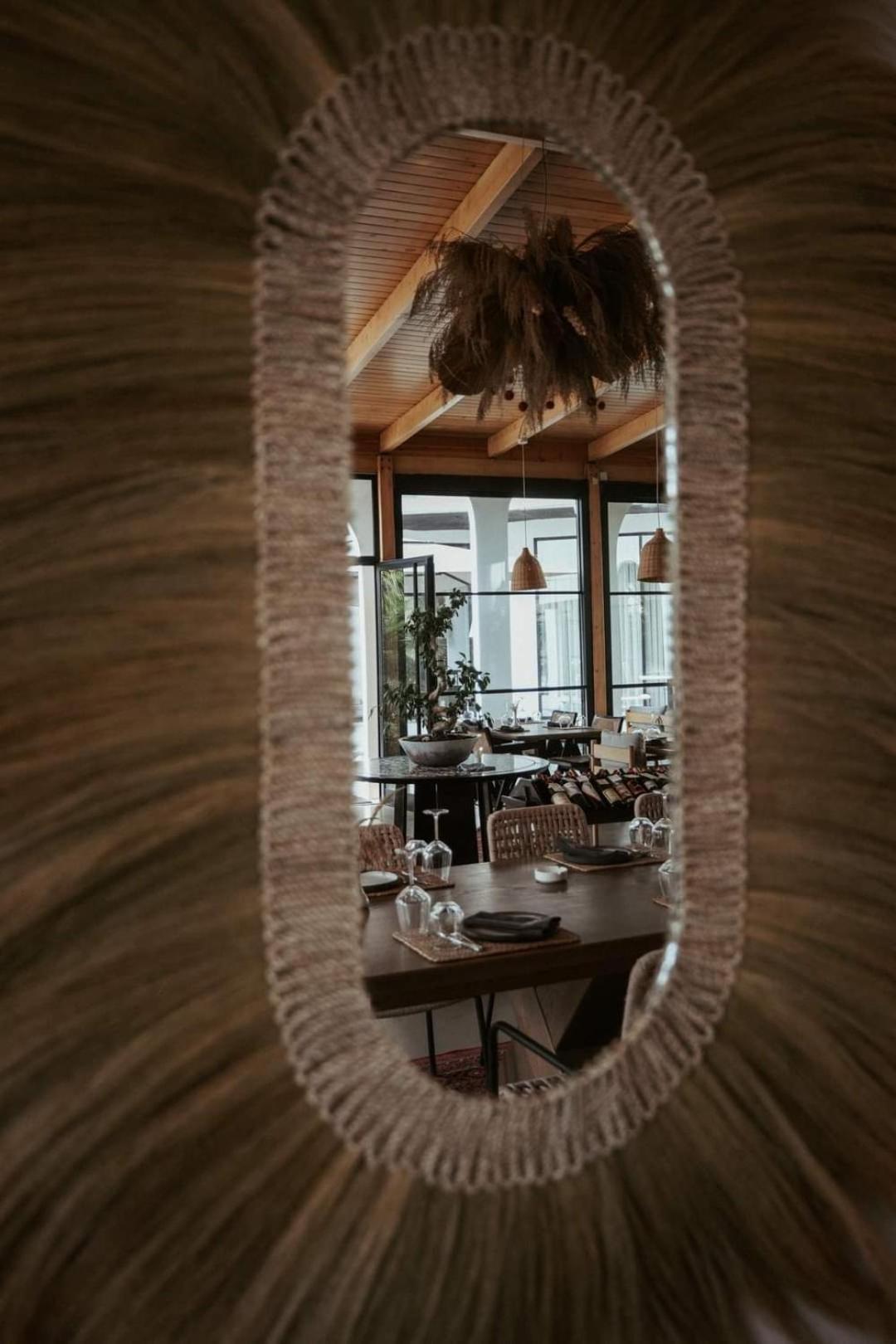 Ground floor Studio in Golem Next to Hotel Flower self check in 100m to beach