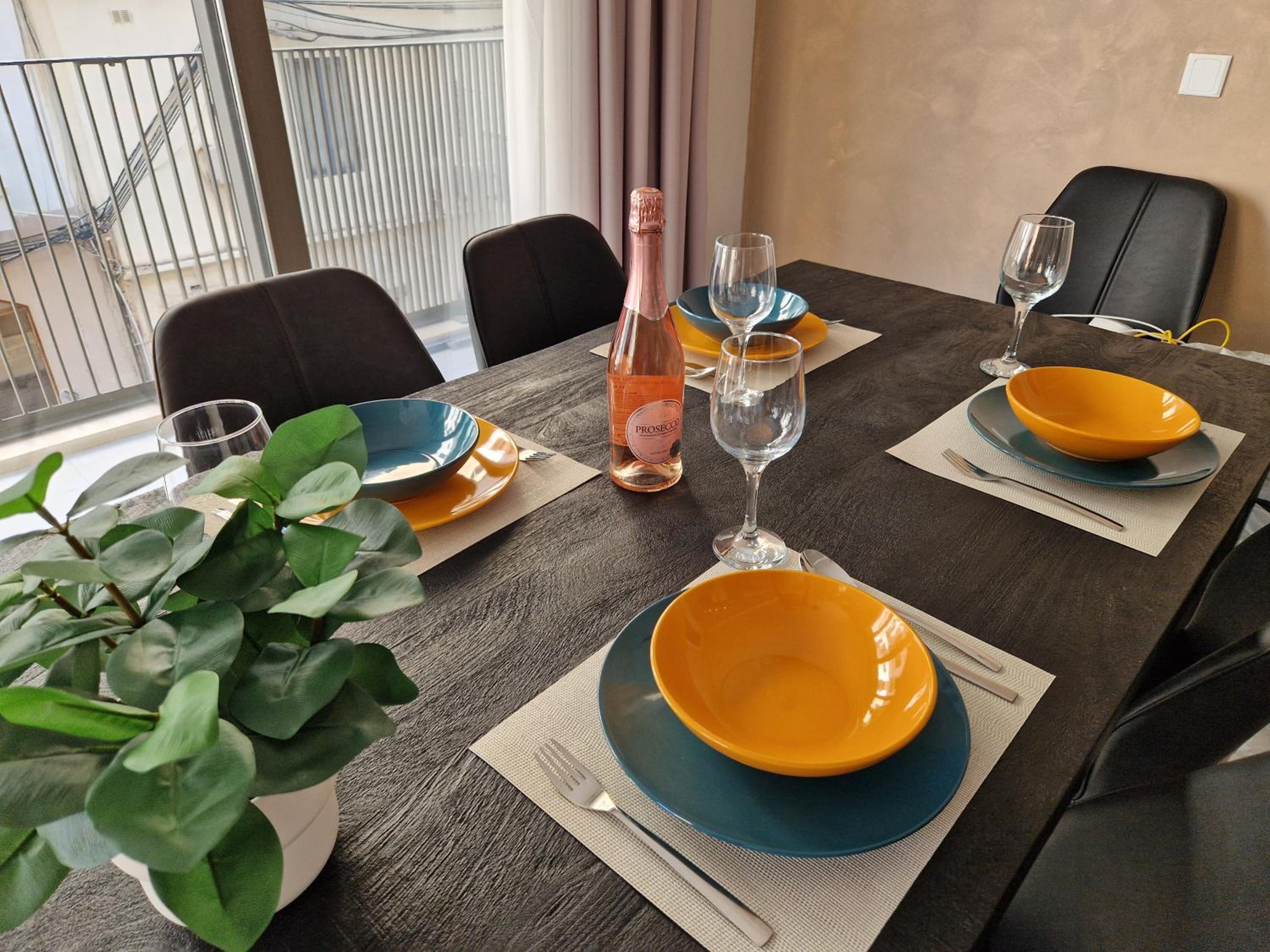 dining
