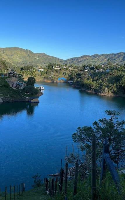 Brisa Del Lago - Guatape