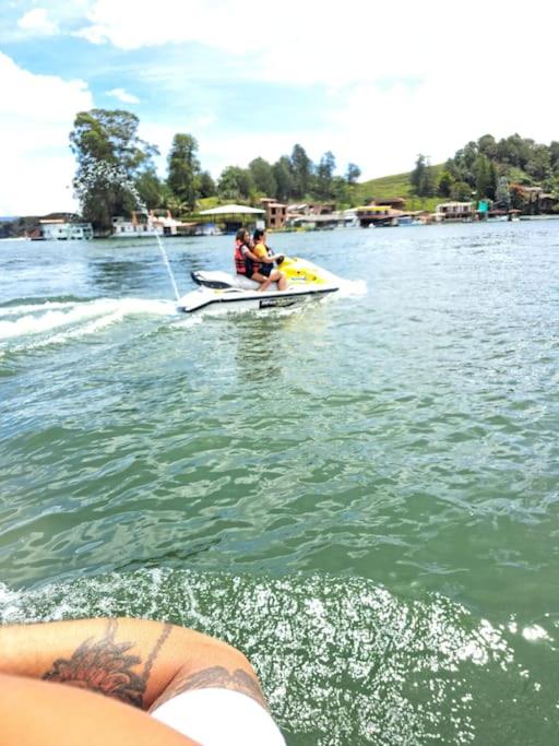Brisa Del Lago - Guatape
