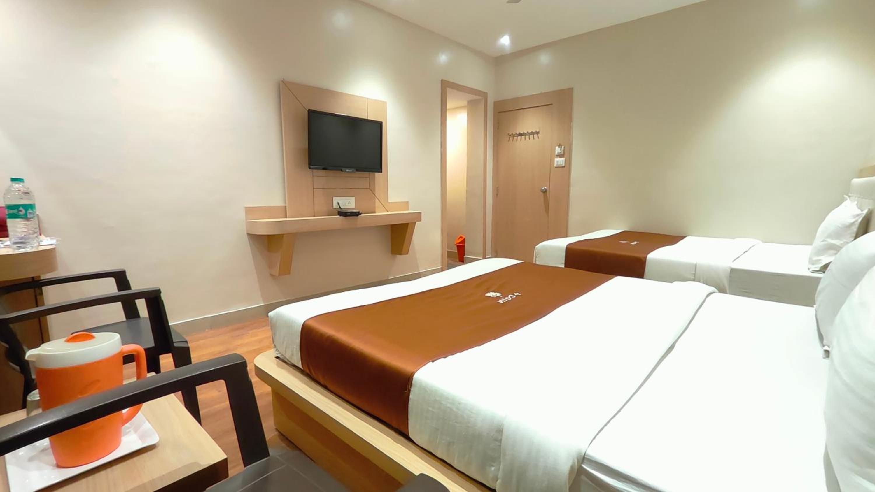 Shirdi Vacations - Hotel Yog Palace Newly Renovated - Property Image 8