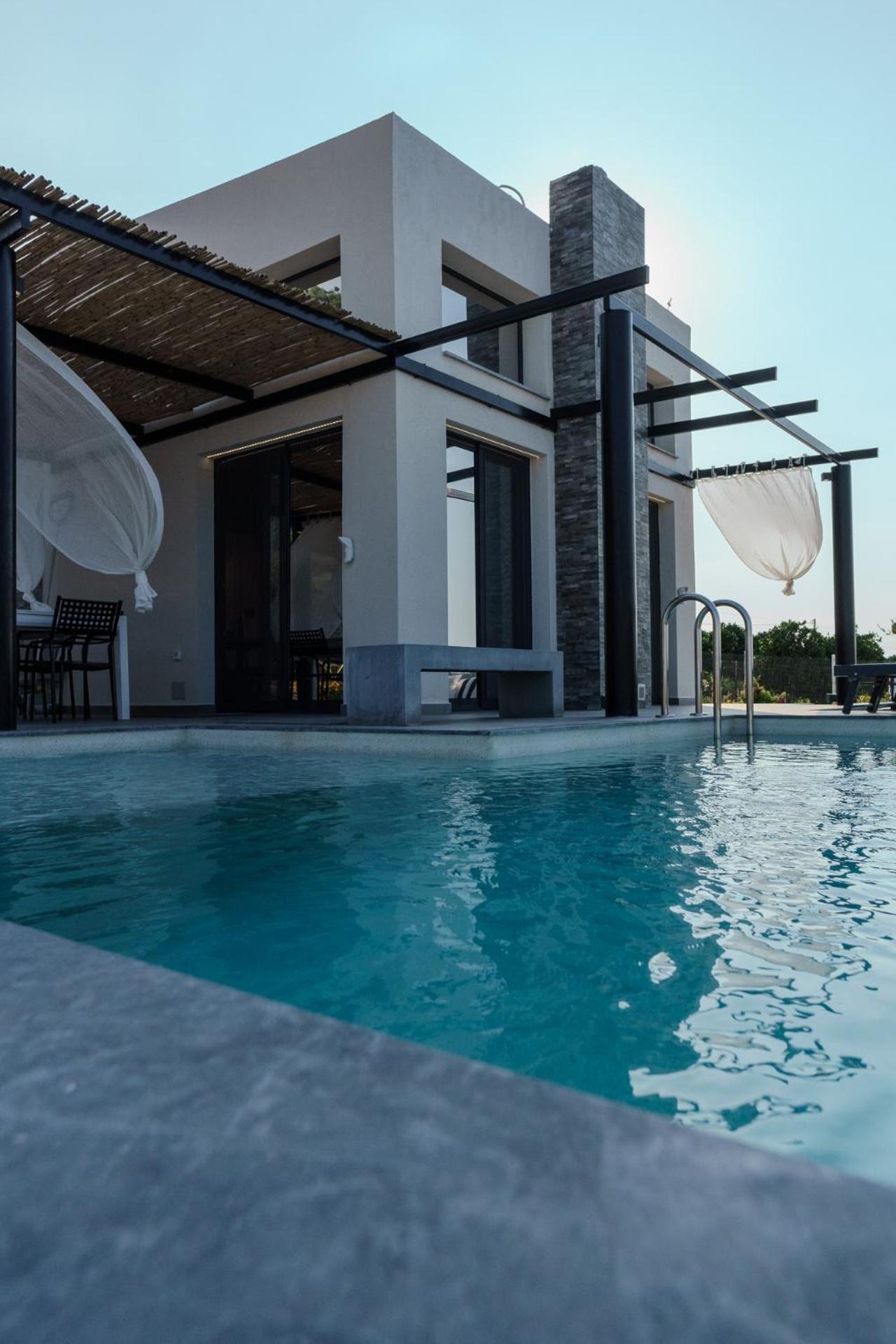 AELIA HORIZON VILLAS - Corinthia