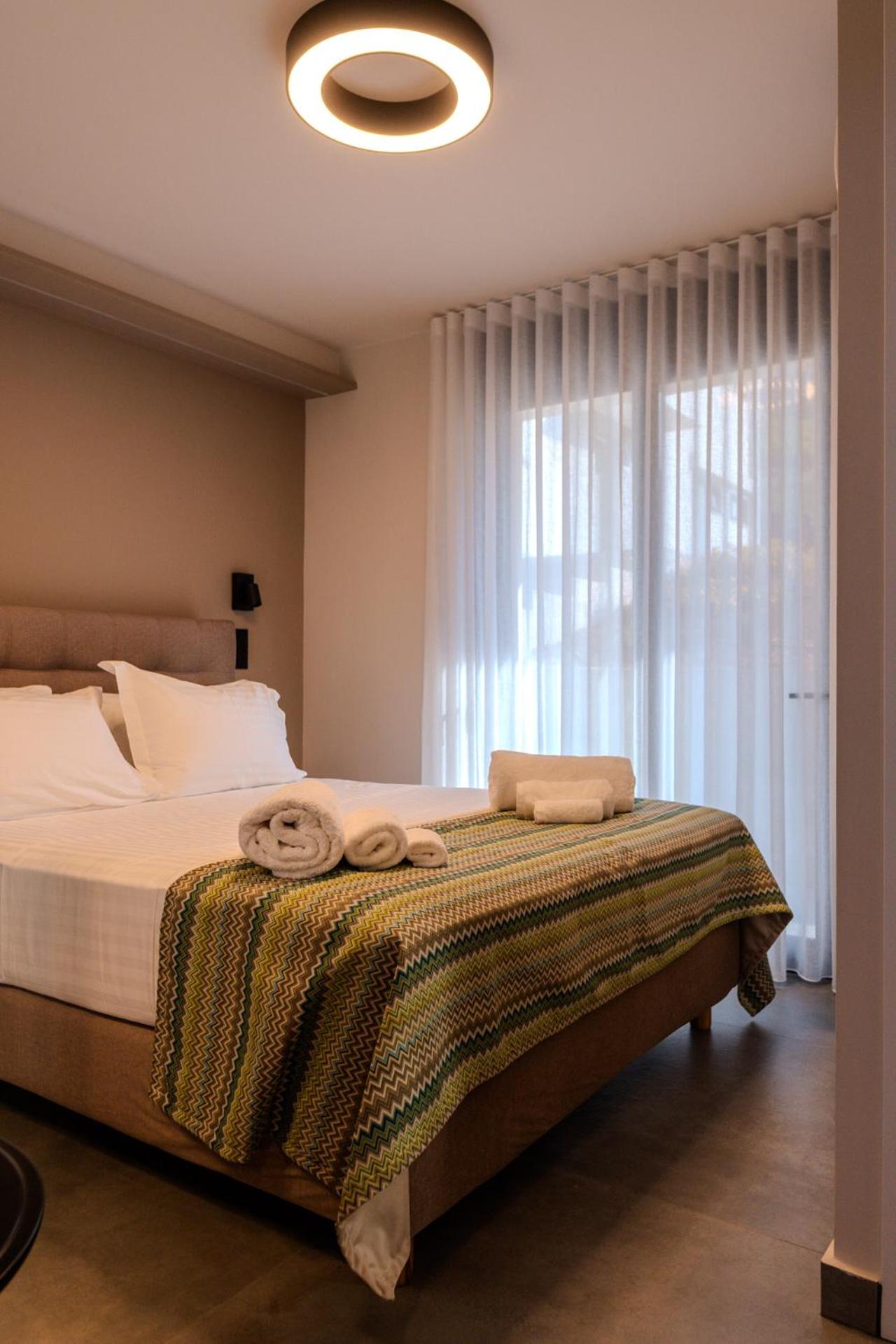 AELIA HORIZON VILLAS - Corinthia
