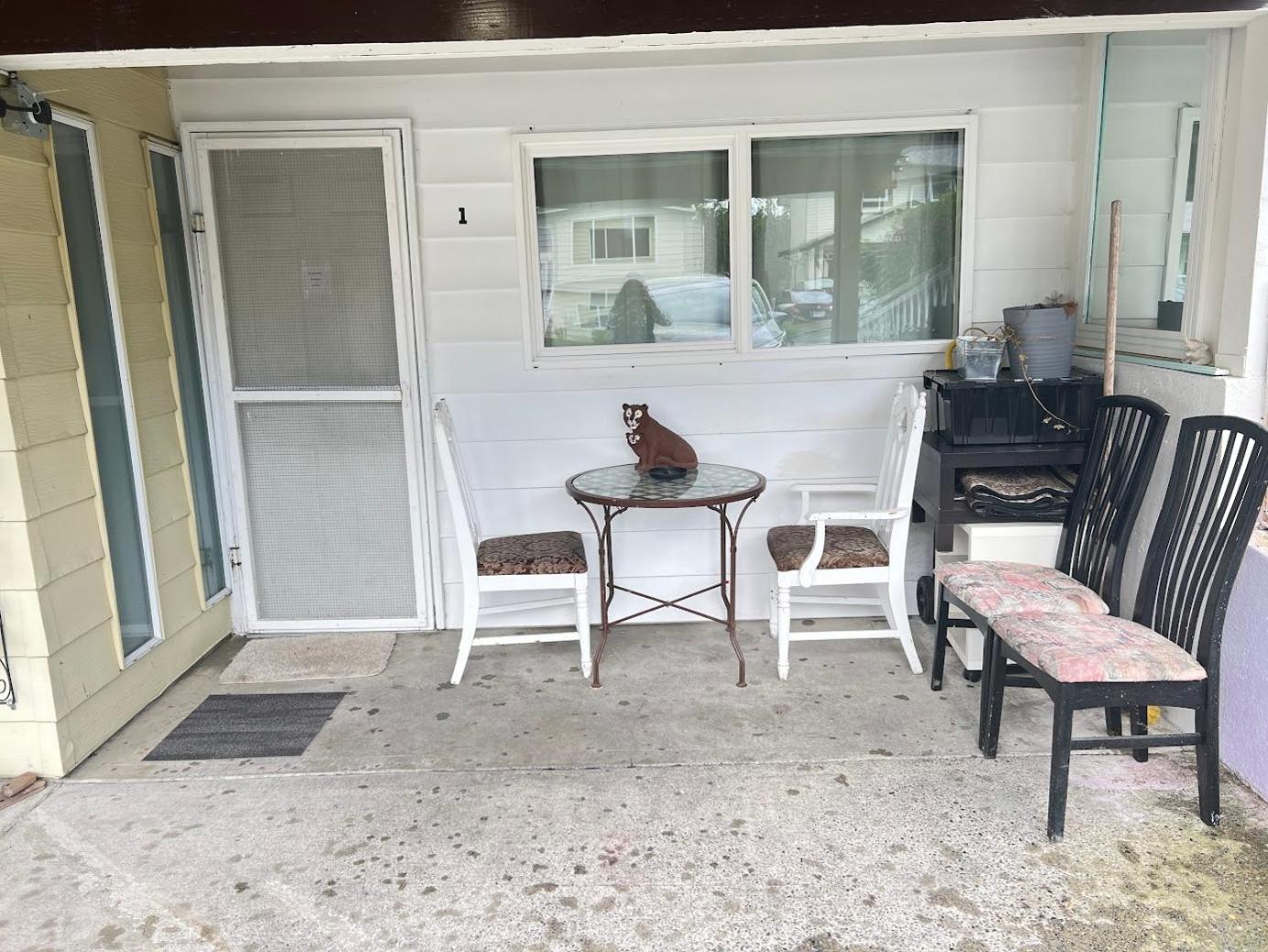 Guest Suite - Private Retreat - J-1