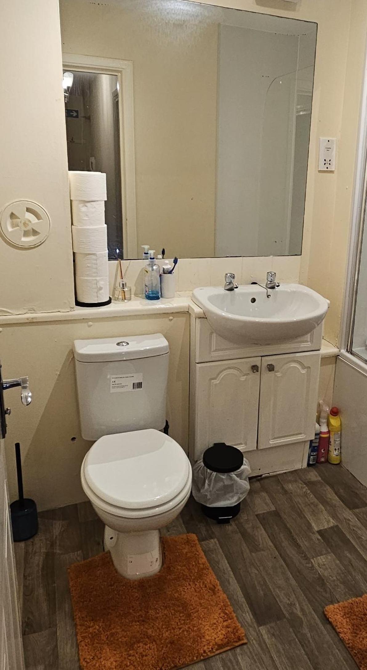 Charlotte Apartment