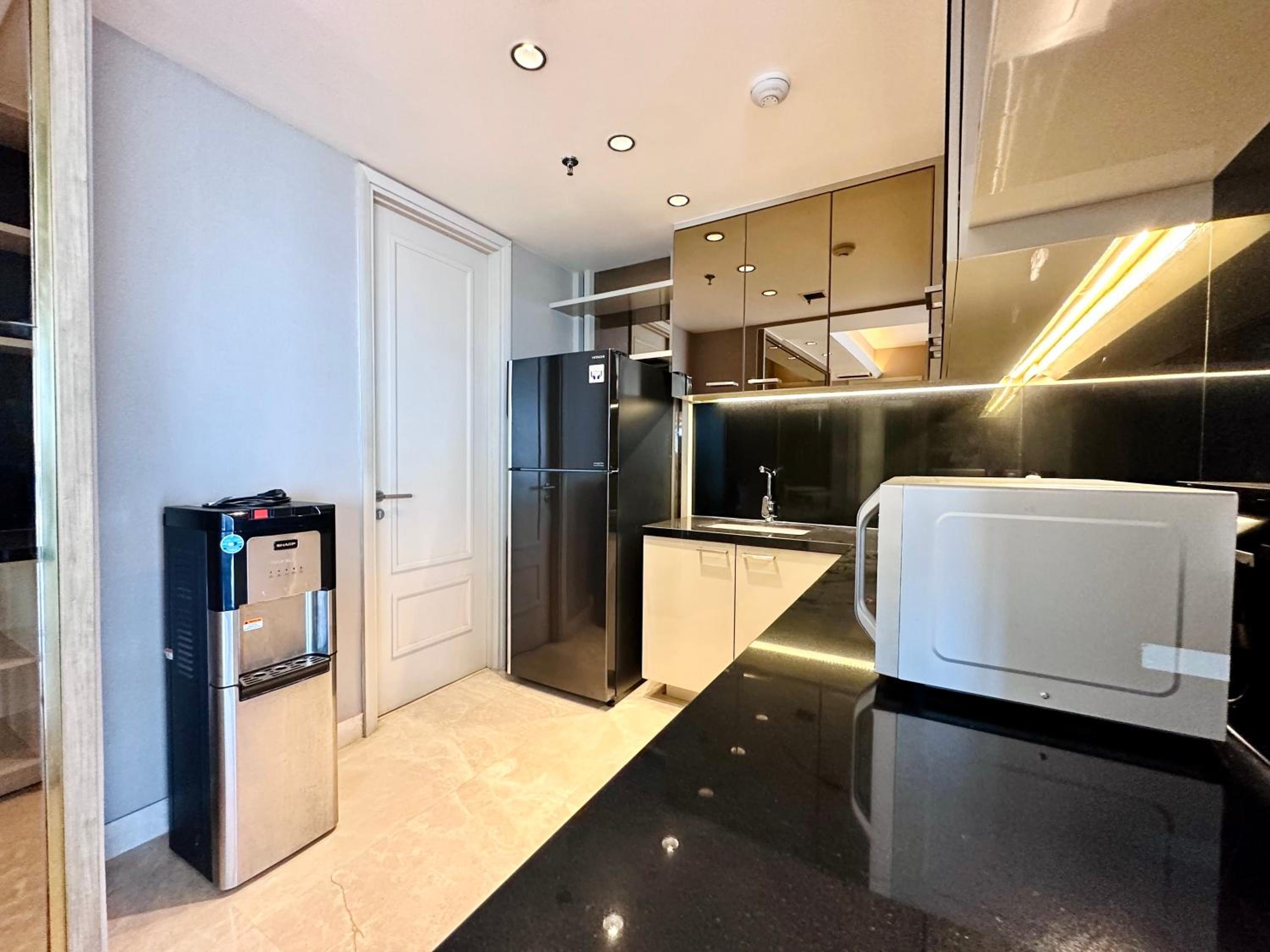 Luxurious 1 Icon 3BR Apartment in Tunjungan Plaza 6 Surabaya City Centre by Le Ciel Hospitality view 3