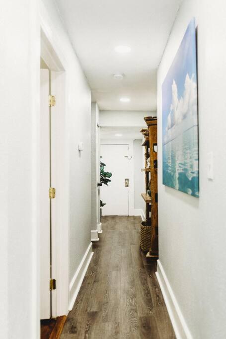 Quiet Charming Central Historic Guesthome Uptown