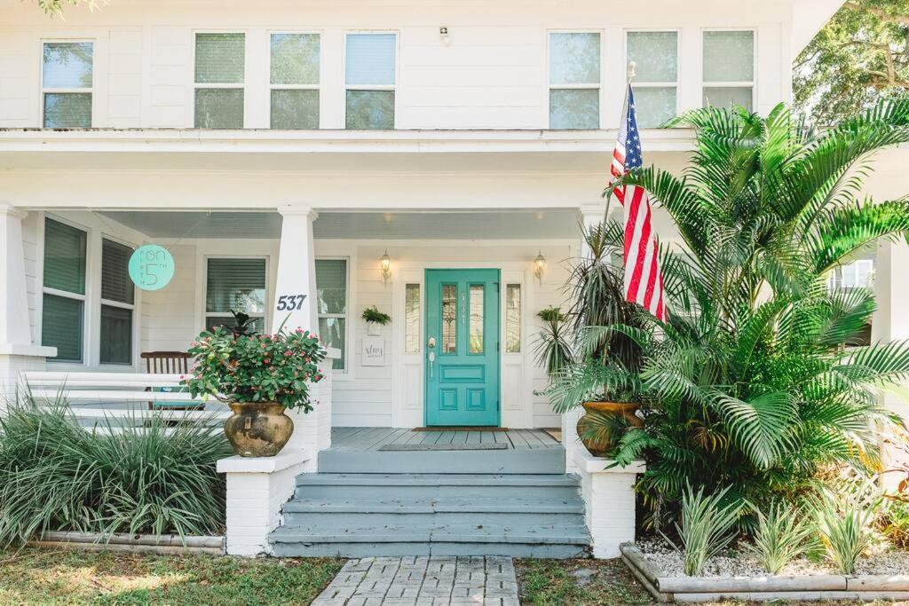 Quiet Charming Central Historic Guesthome Uptown