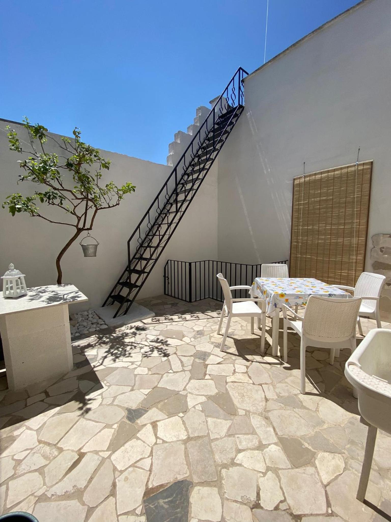 Gioffredi Apartments