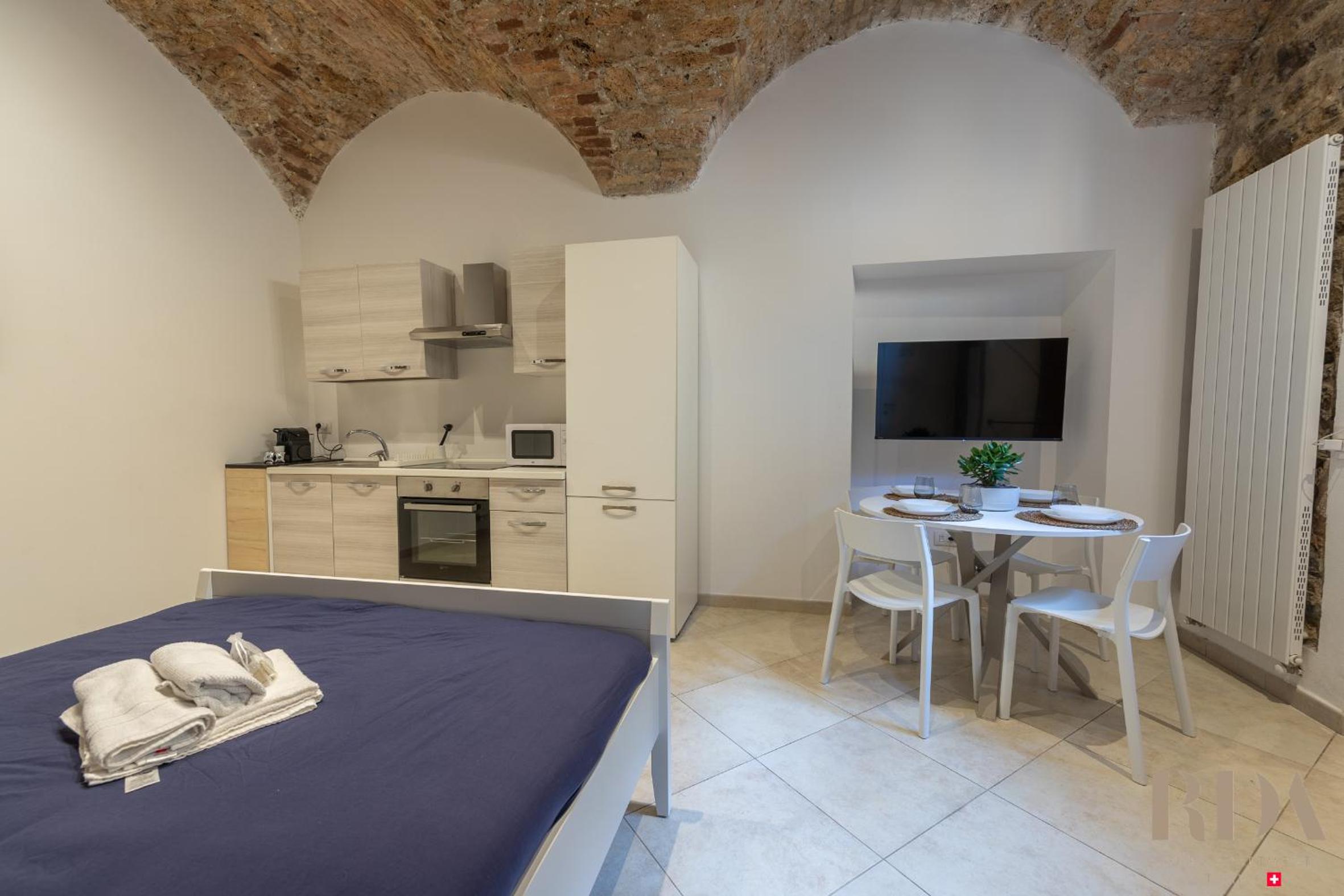 La Grotta 250m dal lago RDA Lux AP