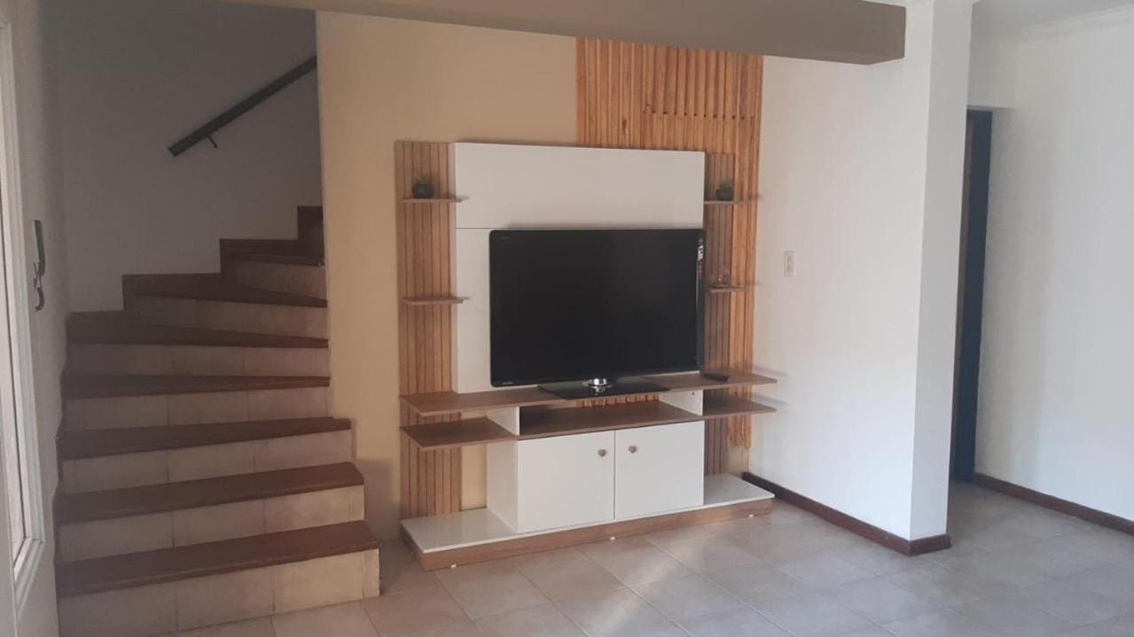 Duplex a metros del shopping