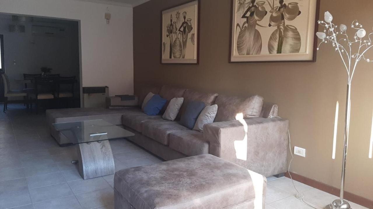 Duplex a metros del shopping