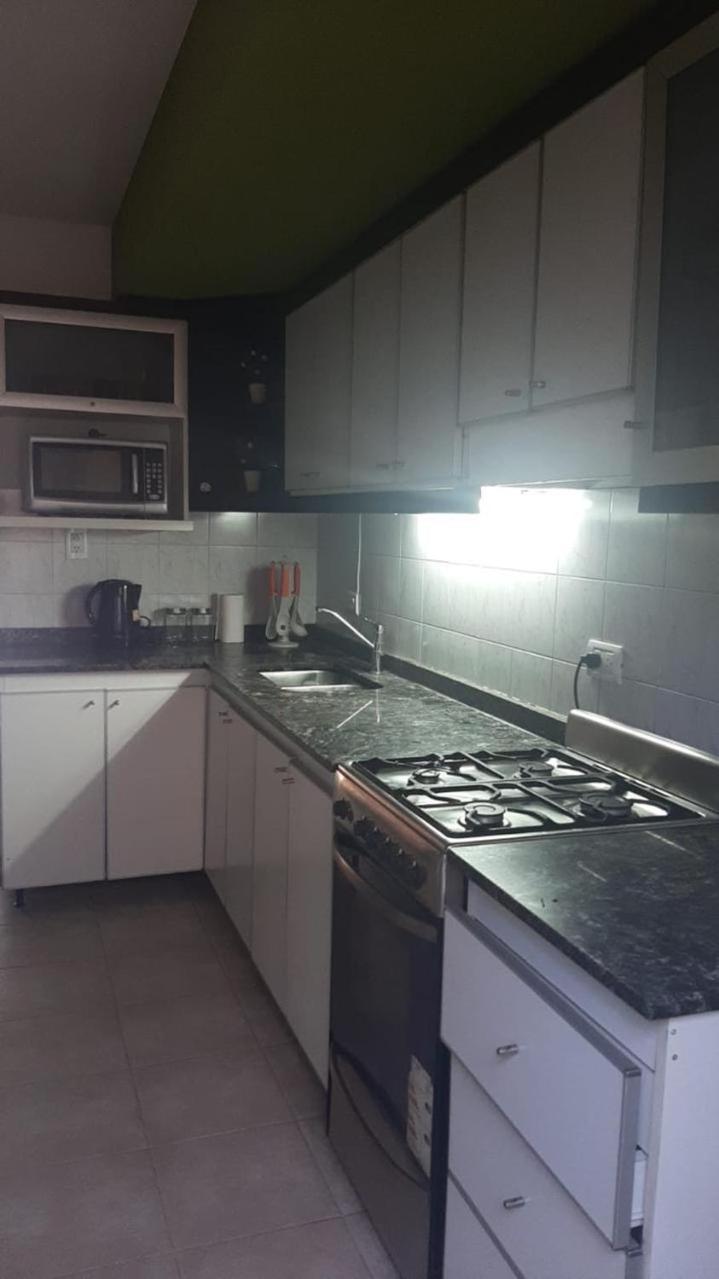Duplex a metros del shopping