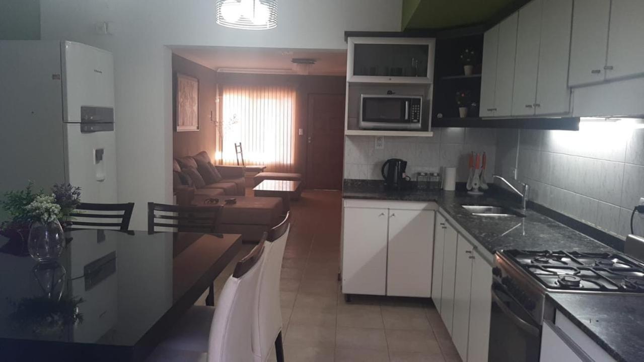 Duplex a metros del shopping