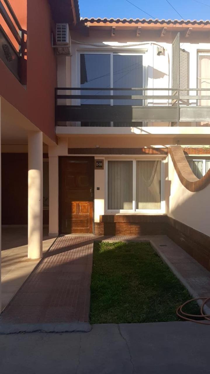Duplex a metros del shopping