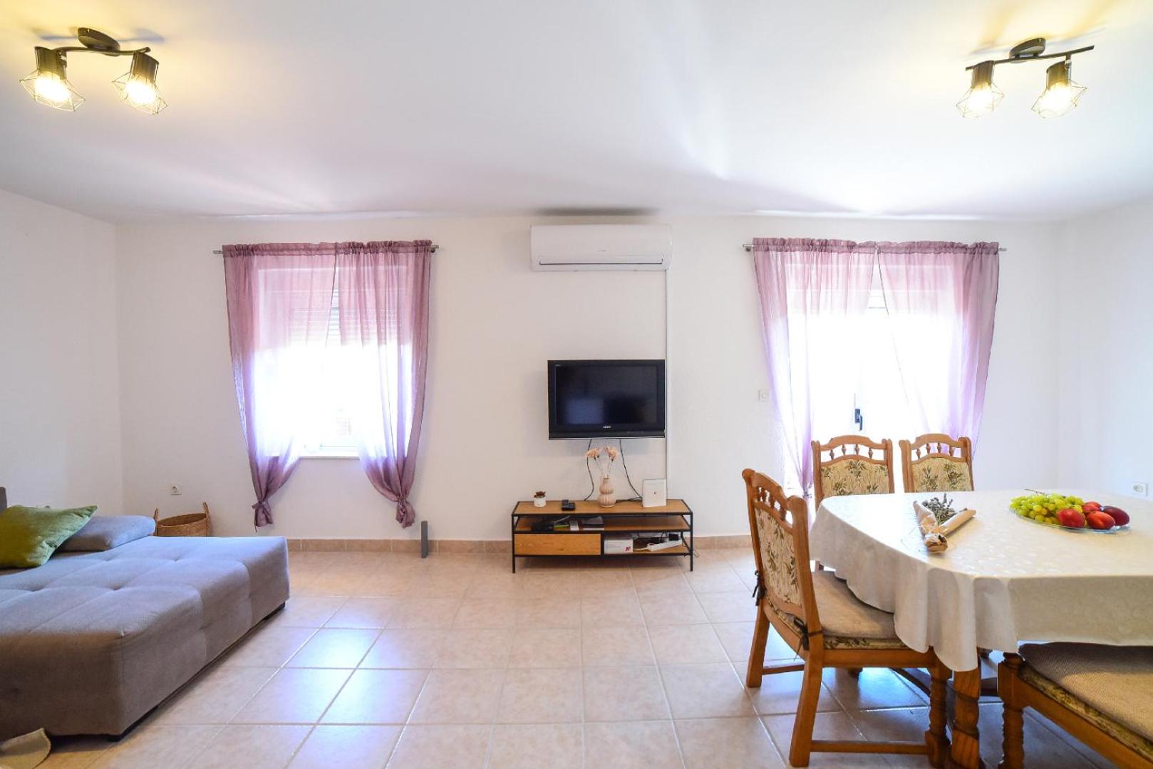 Apartman Lara view 4