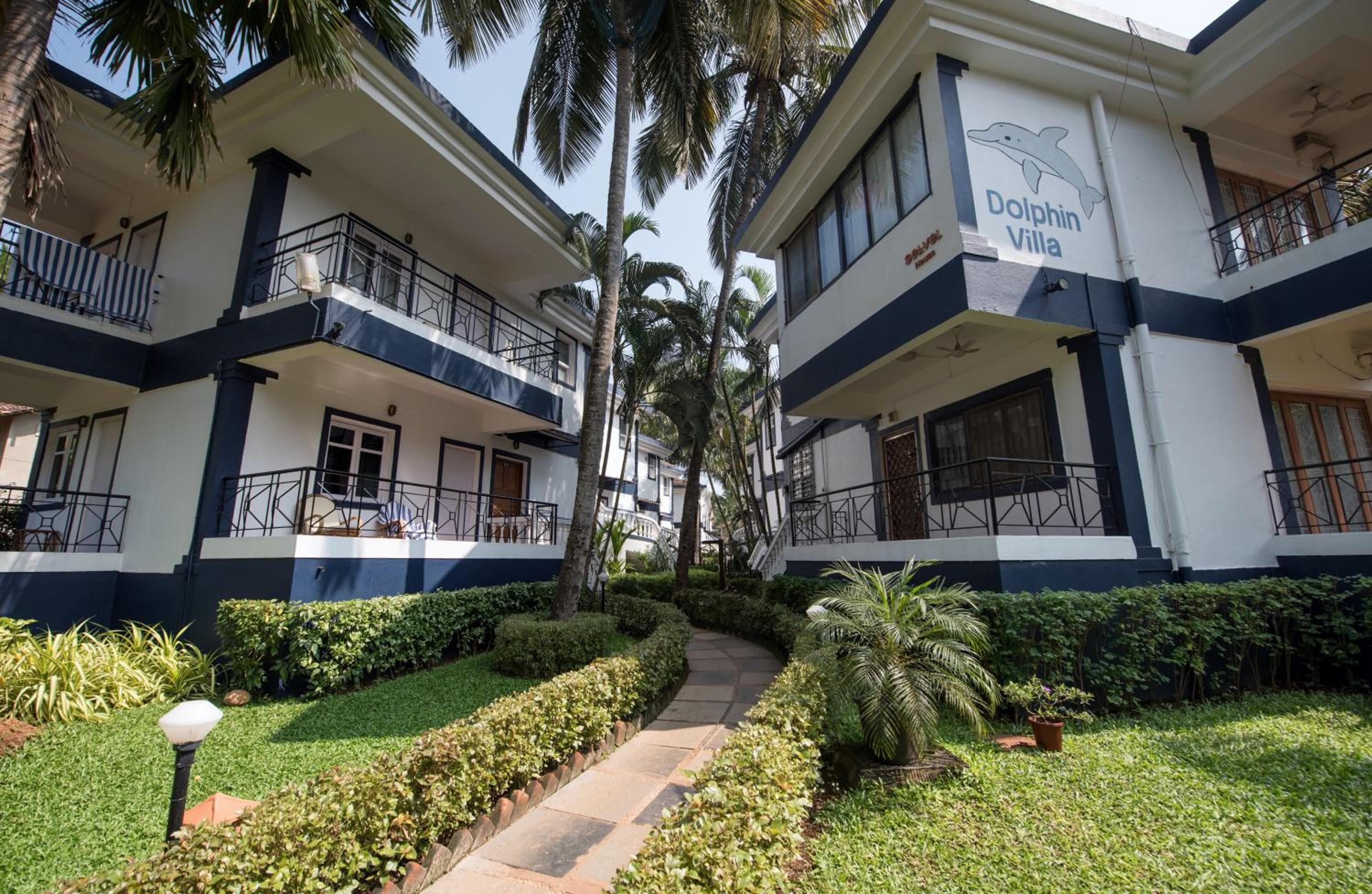 Pool View Studio Apartment in Candolim Beach Resort view 3