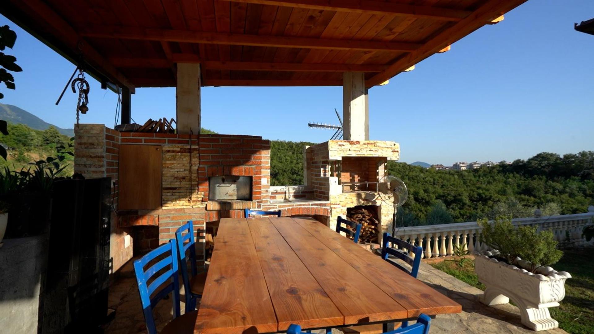 Vila Ndreca
